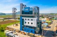 창문 너머로 ‘청춘들의 살 곳’이 보였다 경북 의성 워케이션 '청춘어람'