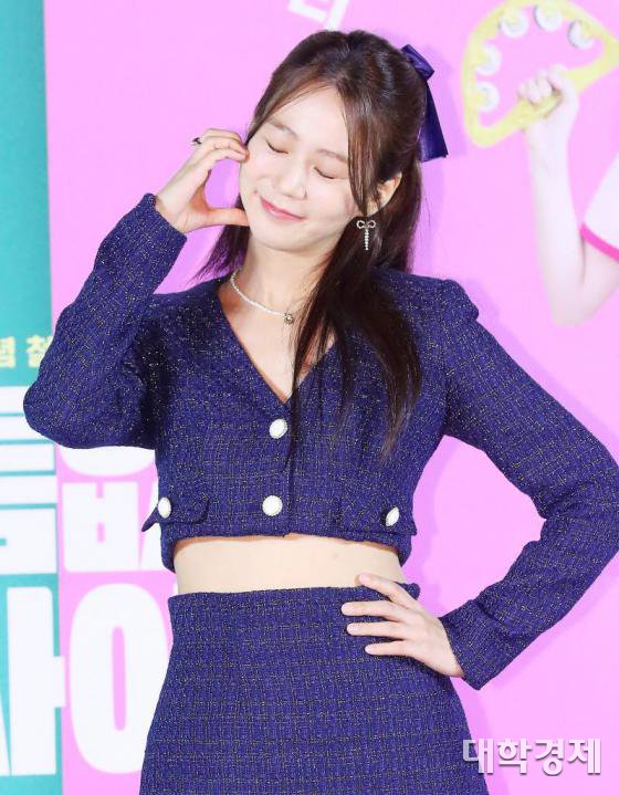 배우 한승연이 31일 오전 서울 광진구 건대입구 롯데시네마에서 진행된 영화 '빈틈없는 사이' 제작보고회에 참석해 포즈를 취하고 있다.  '빈틈없는 사이'는 방음이 1도  ...  /사진=김창현 기자 chmt@